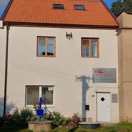 Apartmány U Tří Sluncí Hroubovice Exterior foto