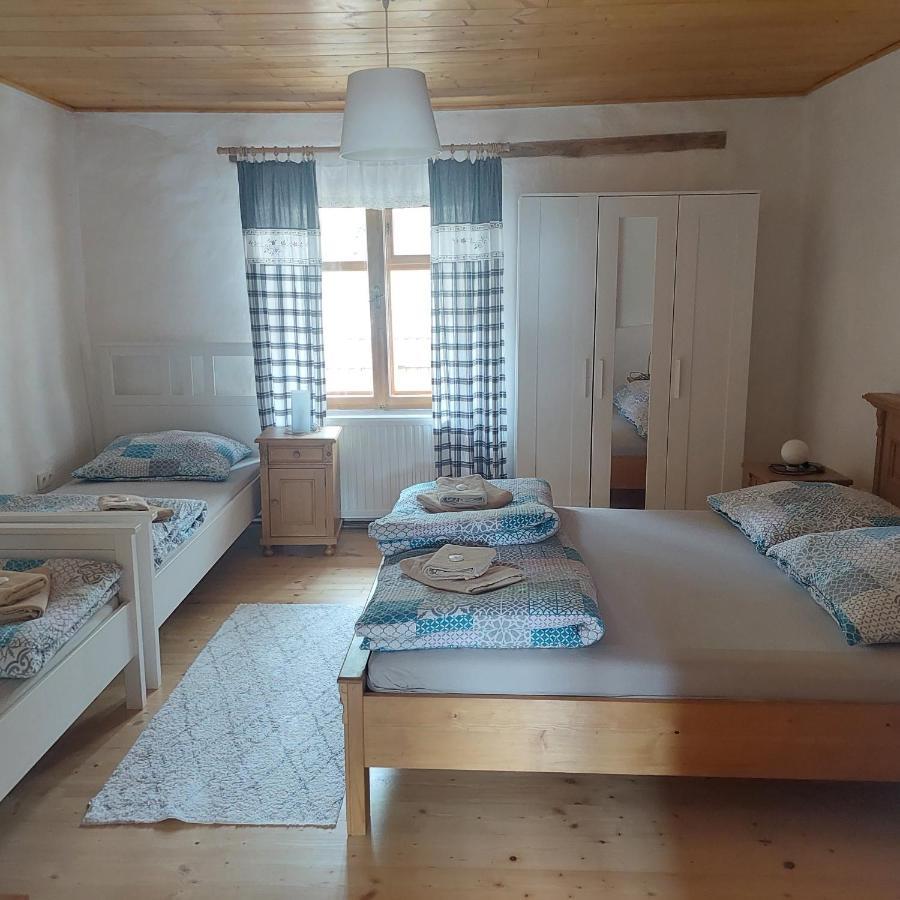 Apartmány U Tří Sluncí Hroubovice Exterior foto
