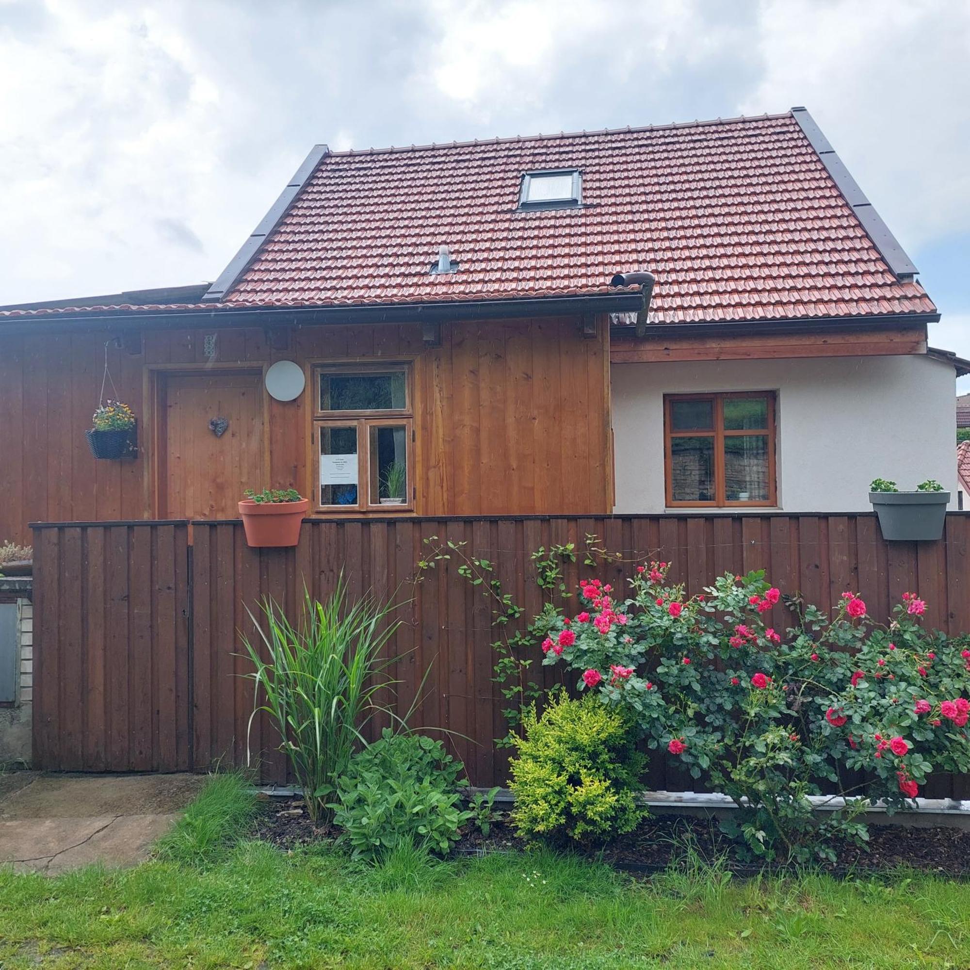 Apartmány U Tří Sluncí Hroubovice Exterior foto