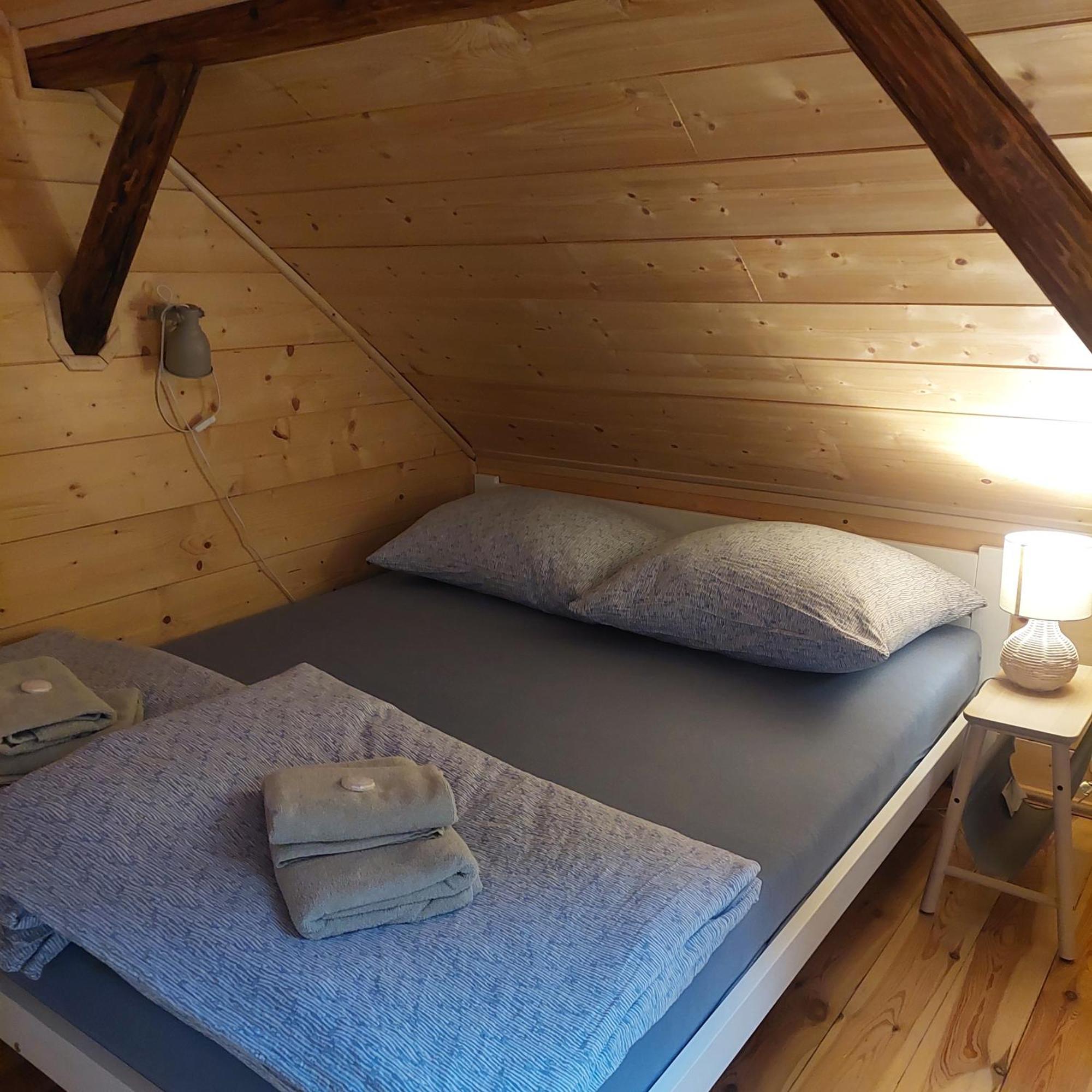 Apartmány U Tří Sluncí Hroubovice Exterior foto